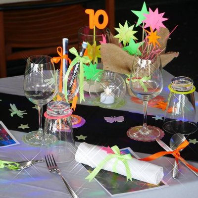 New Year Eve's Dinner - Glow Party