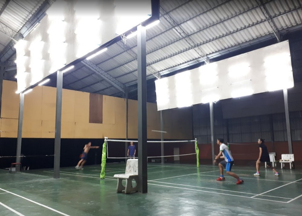 Badminton training