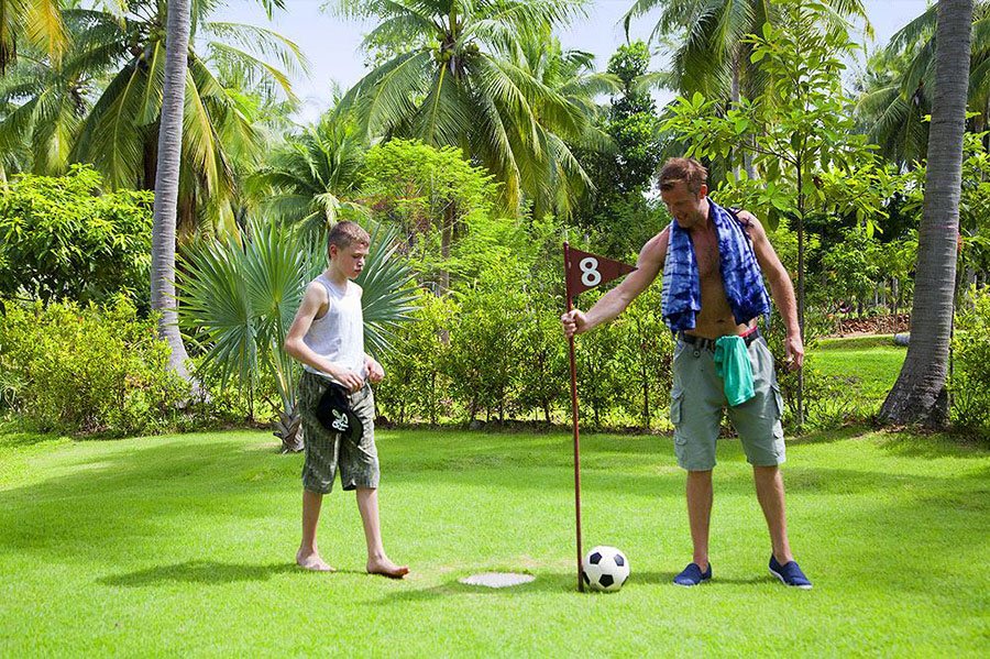 Play football golf