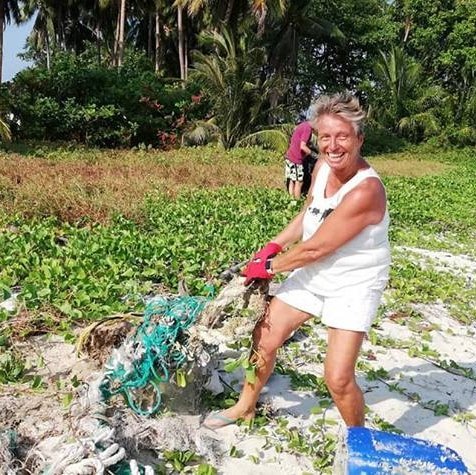 Thong Tanote Beach Cleaning
