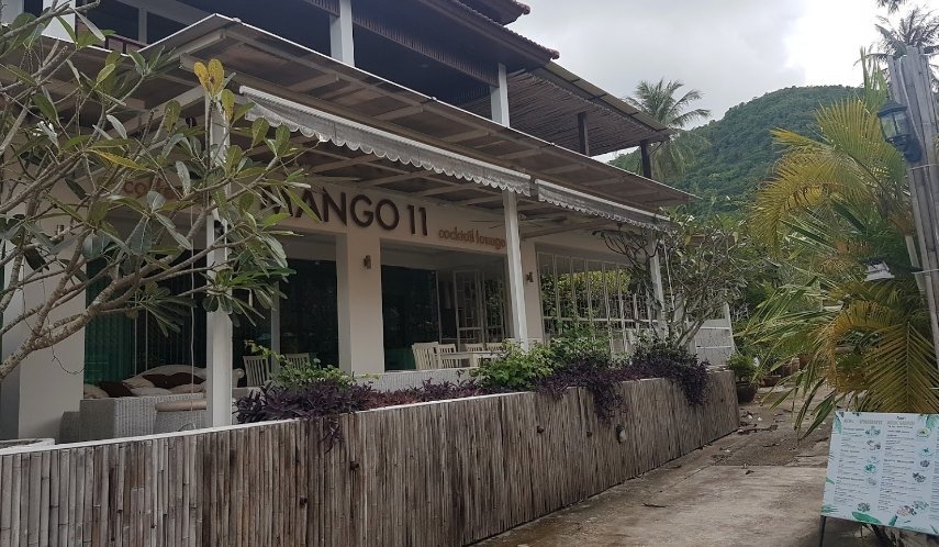 MANGO 11 Coffee Shop