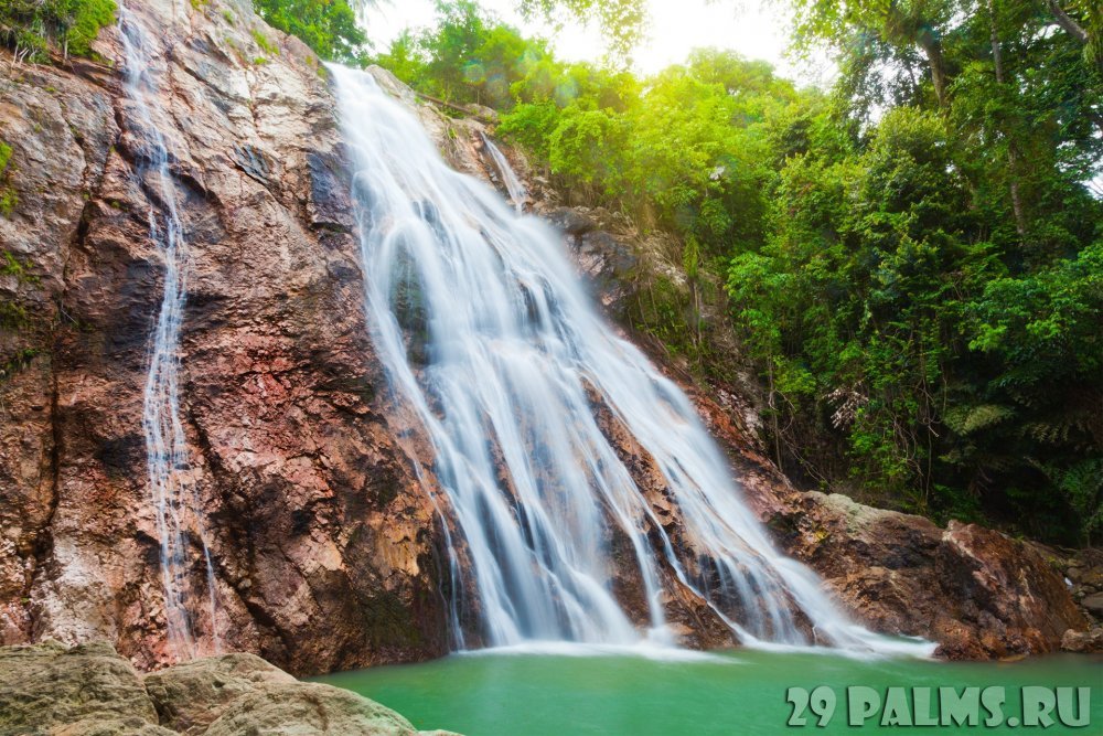 Na Mueang 1 Waterfall