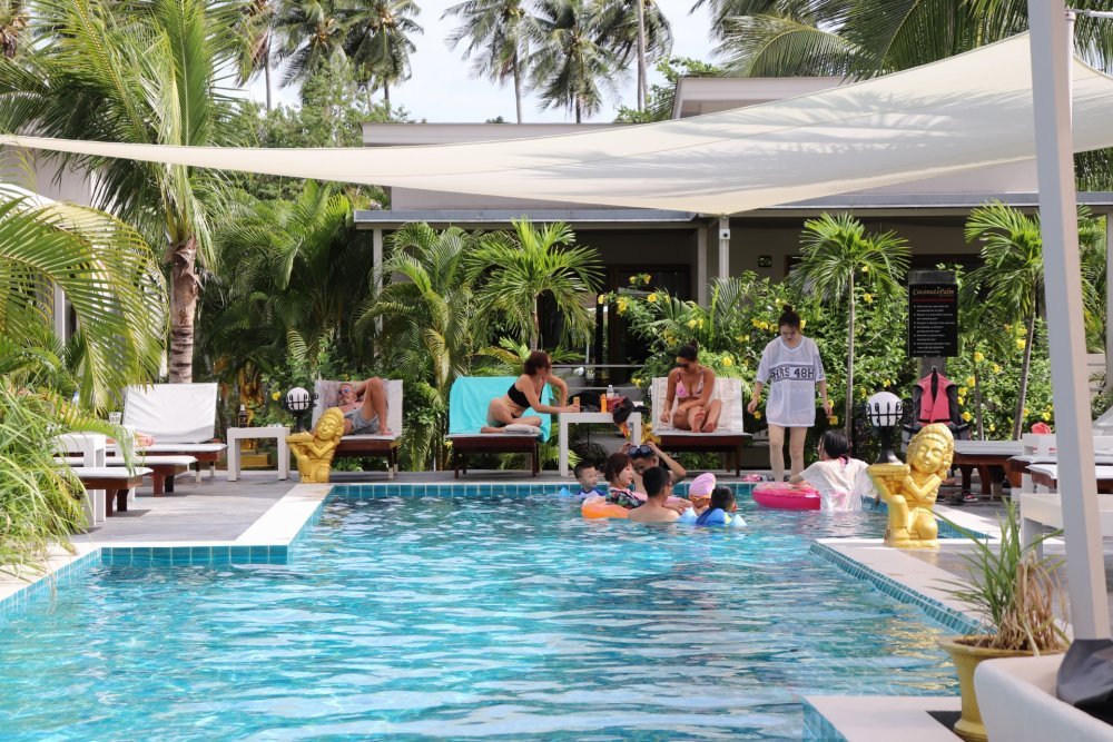 Coconutspalm Resort