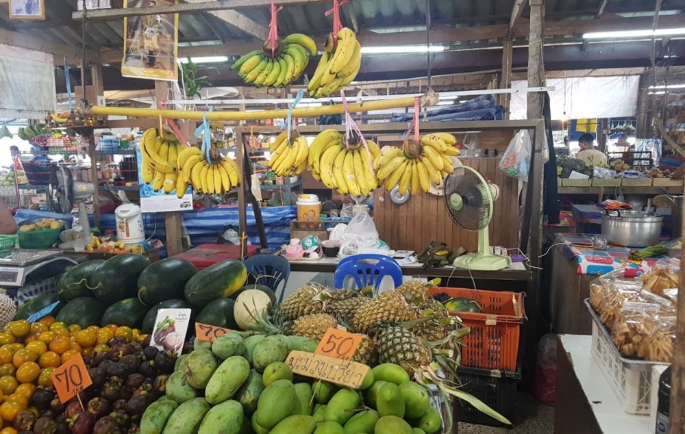 Maenam Afternoon Market